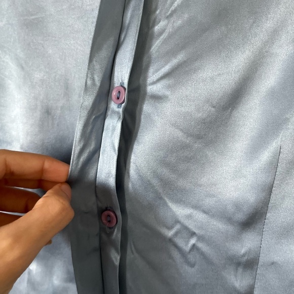 Holt Renfrew collection 100 % Silk Blue Blouse - Picture 3 of 9